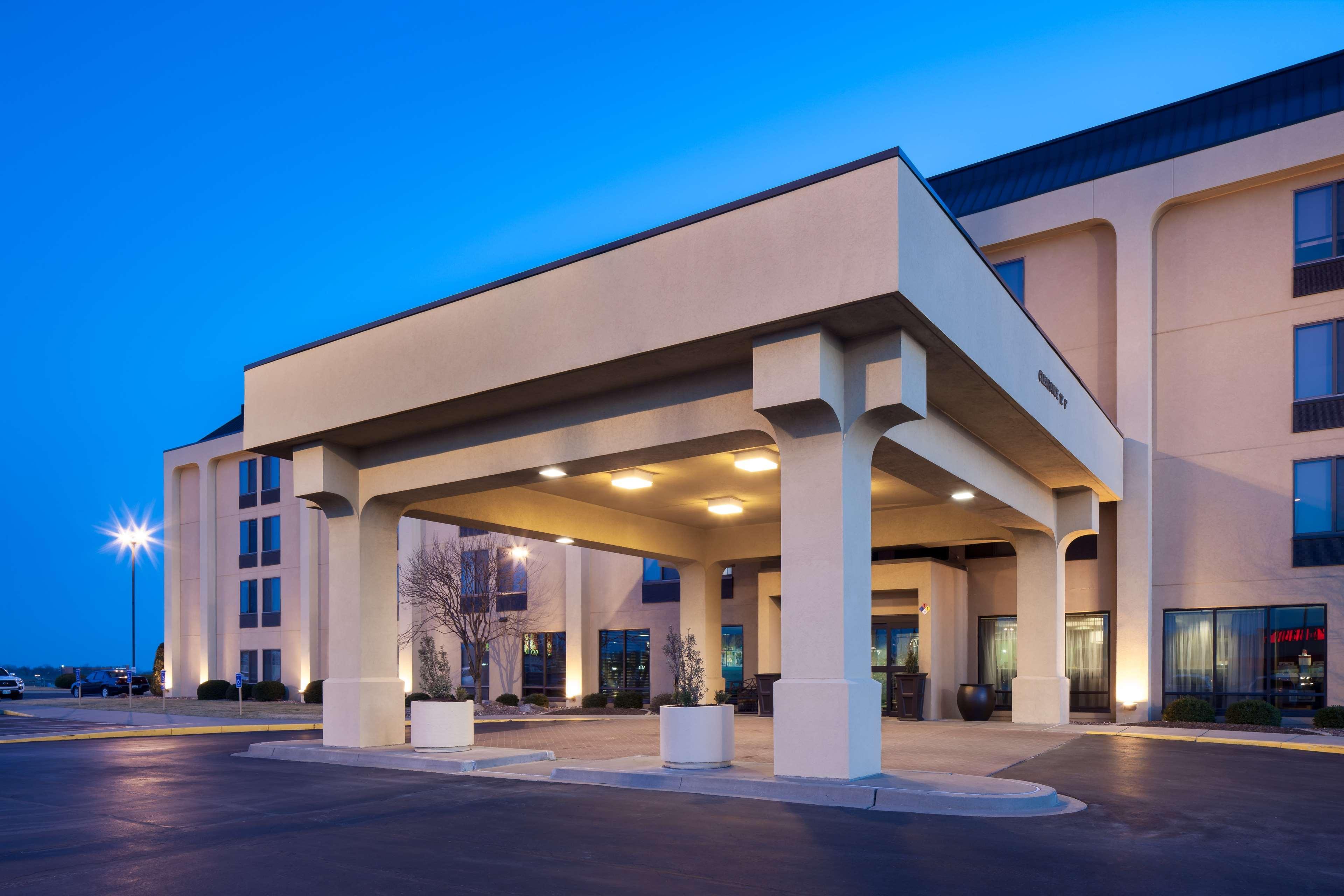 Hampton Inn Kansas City Liberty Exterior photo