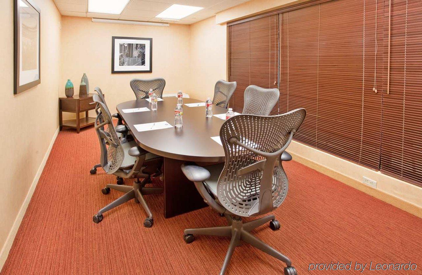 Hampton Inn Kansas City Liberty Business photo